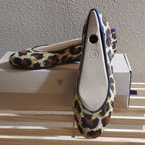 Rothys Midnight Spot Flats "The Square" Size 8